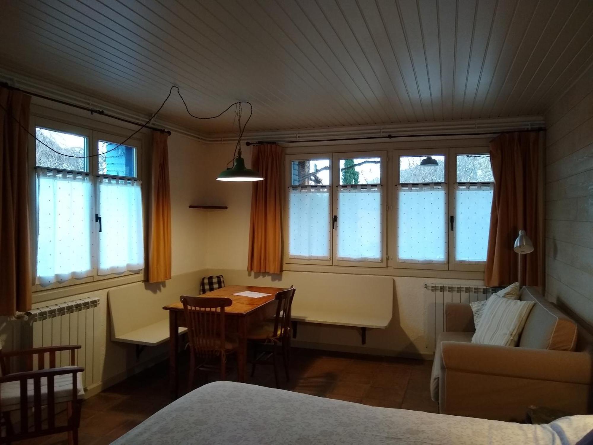 Hostal D'Éller Екстериор снимка